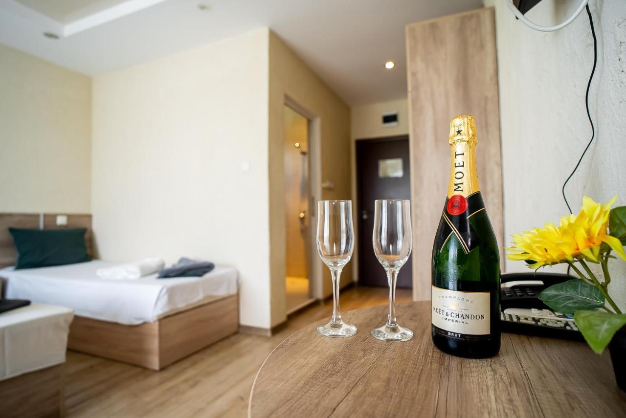 Hotel Royal Bath Баня Екстер'єр фото