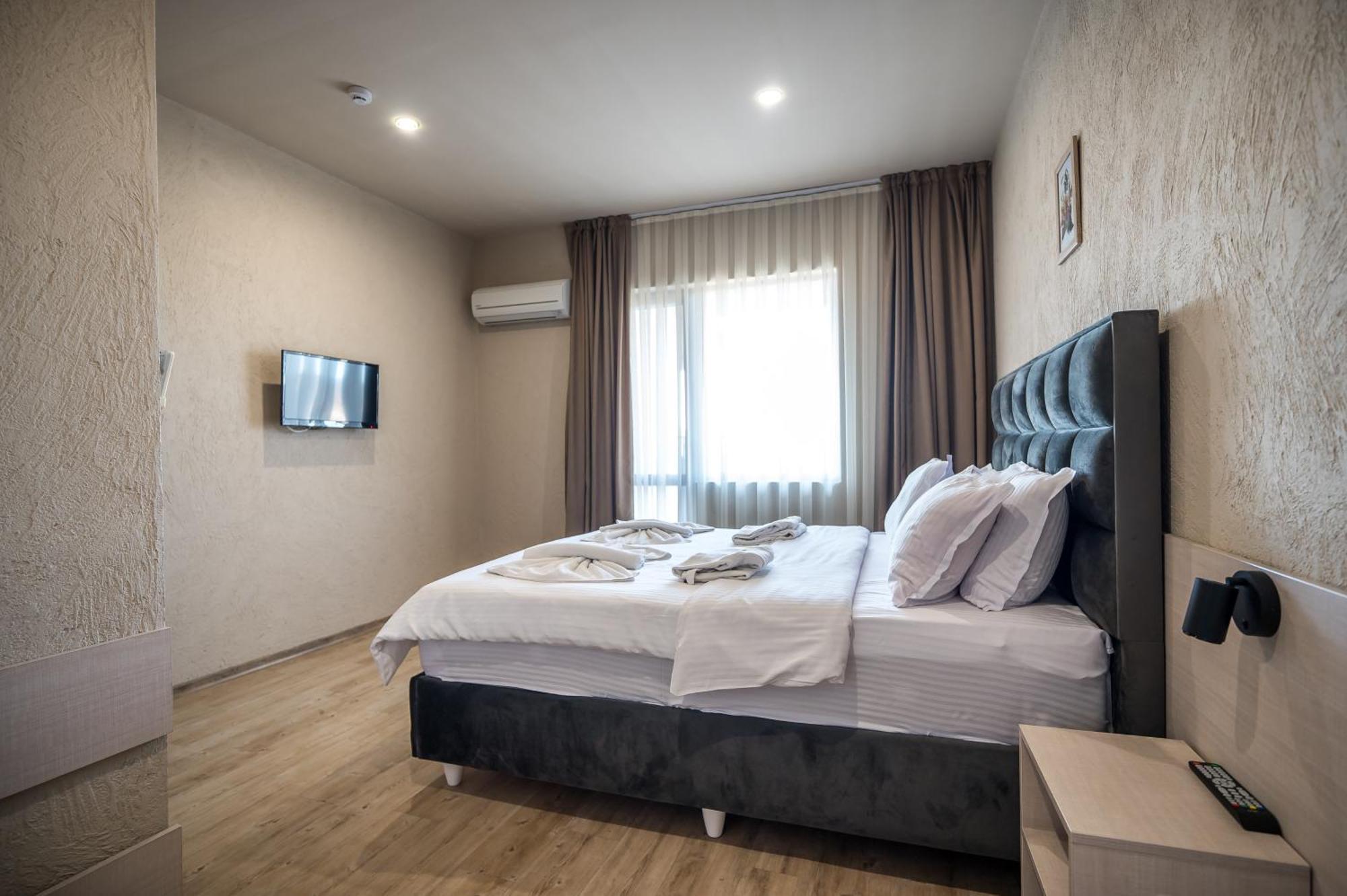 Hotel Royal Bath Баня Екстер'єр фото