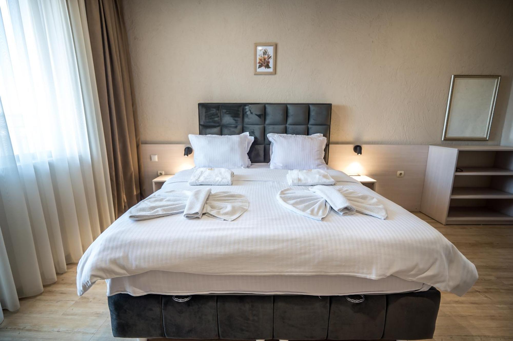 Hotel Royal Bath Баня Екстер'єр фото